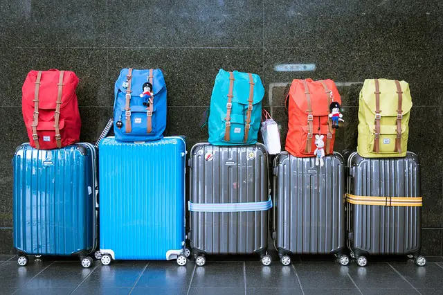What Size Suitcase Holds 50 Pounds - Suitcase Size Guide